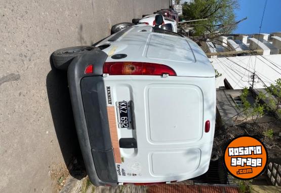 Utilitarios - Renault Kangoo 2011 Nafta 154000Km - En Venta