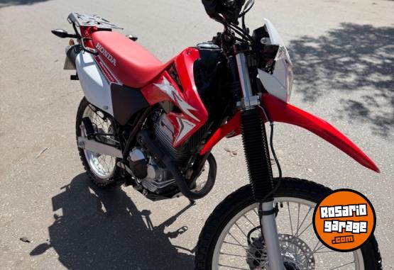 Motos - Honda Xr 250 tornado 2024 Nafta 6500Km - En Venta