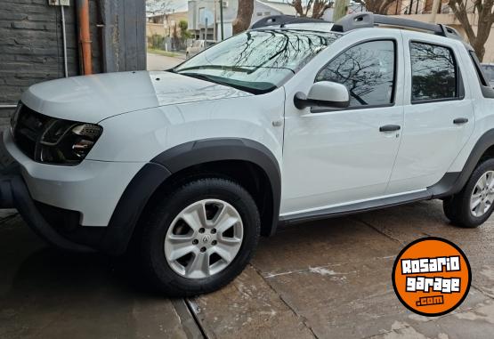 Utilitarios - Renault Duster oroch 2017 Nafta 90000Km - En Venta