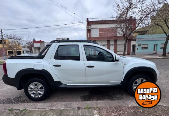 Utilitarios - Renault Duster oroch 2017 Nafta 90000Km - En Venta