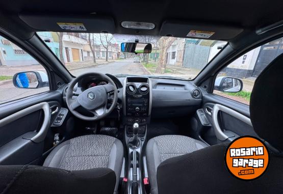 Utilitarios - Renault Duster oroch 2017 Nafta 90000Km - En Venta