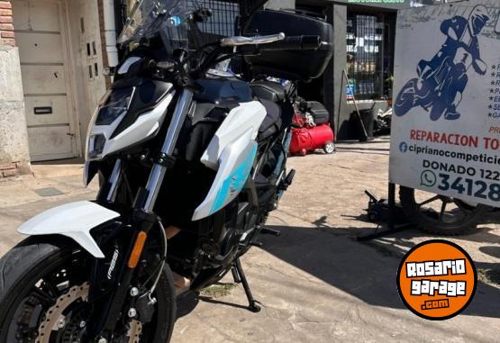 Motos - CF 400NK 2021 Nafta 23000Km - En Venta