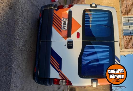 Utilitarios - Renault M�ster 2013 Diesel 300000Km - En Venta