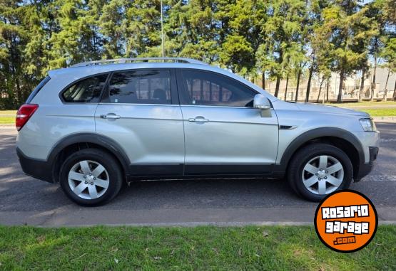 Autos - Chevrolet Captiva LT 4X4 7 ASIENTOS 2016 Nafta 135000Km - En Venta