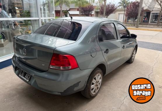 Autos - Volkswagen Voyage 2012 Nafta 216000Km - En Venta
