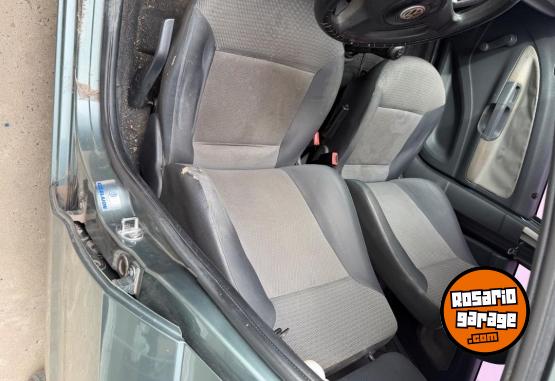 Autos - Volkswagen Voyage 2012 Nafta 216000Km - En Venta