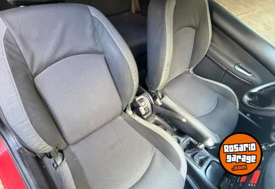 Autos - Peugeot 207 XT 2011 Nafta 166000Km - En Venta