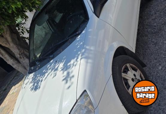 Autos - Chevrolet Classic 2014 GNC 99000Km - En Venta