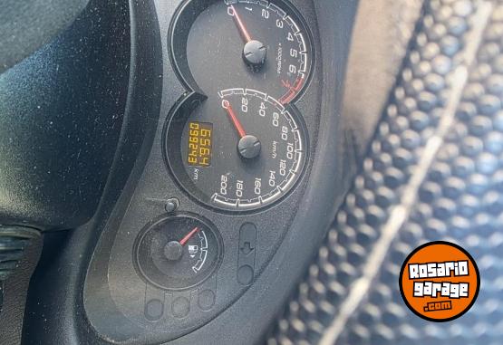 Autos - Chevrolet Classic 2014 GNC 99000Km - En Venta