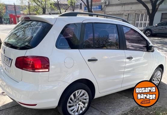 Autos - Volkswagen Suran 2016 Nafta 130000Km - En Venta