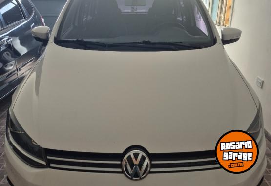 Autos - Volkswagen Suran highline 2017 Nafta 130000Km - En Venta