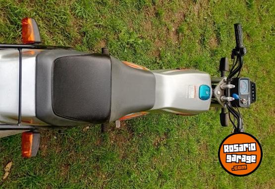 Motos - Suzuki Ax 100 2015 Nafta 97Km - En Venta