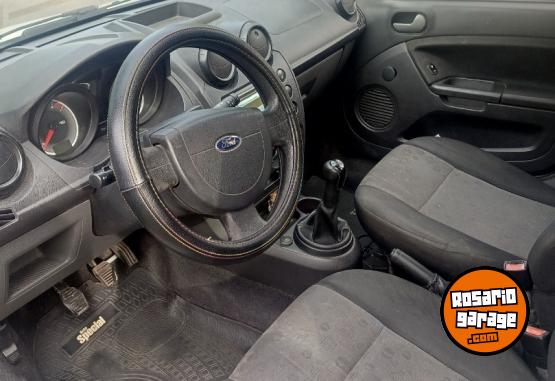 Autos - Ford Fiesta ambiente 1.6 2012 Nafta 250000Km - En Venta