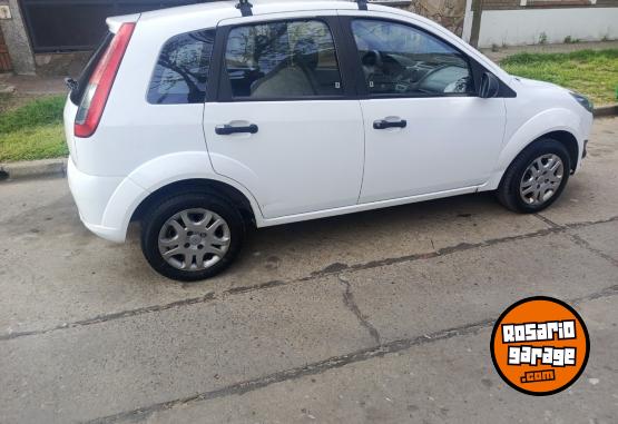 Autos - Ford Fiesta ambiente 1.6 2012 Nafta 250000Km - En Venta