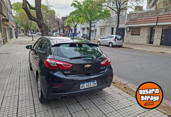 Autos - Chevrolet Cruze 2018 Nafta 71300Km - En Venta