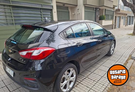 Autos - Chevrolet Cruze 2018 Nafta 71300Km - En Venta
