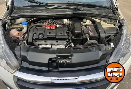 Autos - Peugeot 208 2018 GNC 116000Km - En Venta