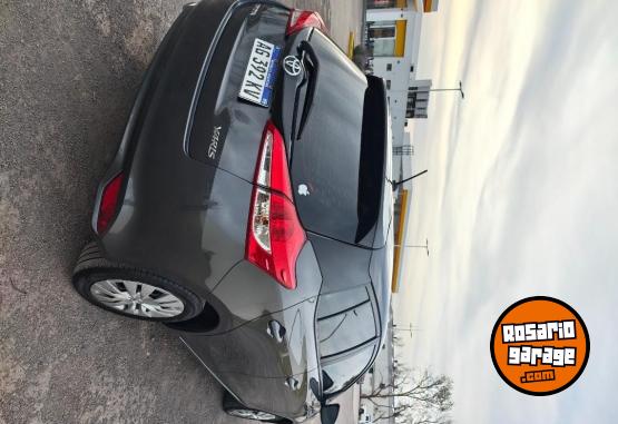 Autos - Toyota Yaris XS 2024 Nafta 46000Km - En Venta