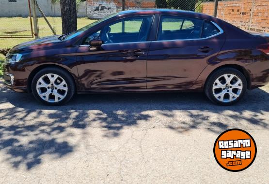 Autos - Citroen C4 Lounge 1.6 HDI FEEL PA 2018 Diesel 146000Km - En Venta
