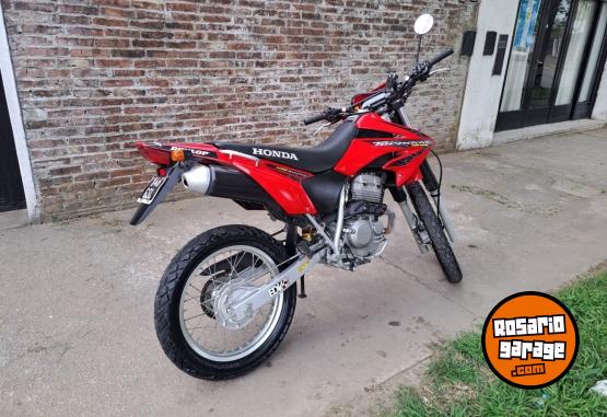 Motos - Honda Tornado XR 250 2010 Nafta 16000Km - En Venta