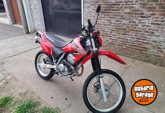 Motos - Honda Tornado XR 250 2010 Nafta 16000Km - En Venta