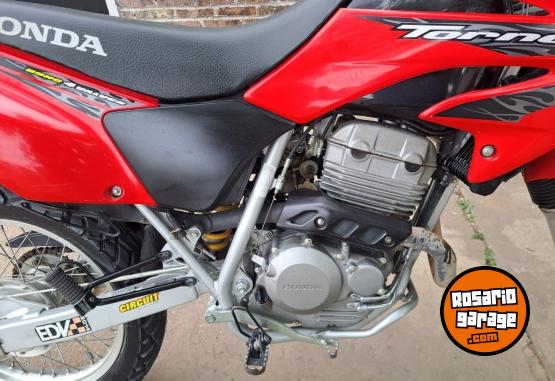 Motos - Honda Tornado XR 250 2010 Nafta 16000Km - En Venta