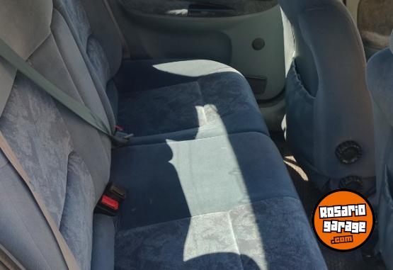Autos - Renault Megane 1999 Nafta 267000Km - En Venta