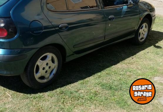 Autos - Renault Megane 1999 Nafta 267000Km - En Venta