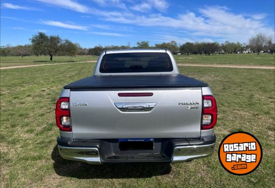 Camionetas - Toyota Hilux SRV 2025 Diesel 29500Km - En Venta