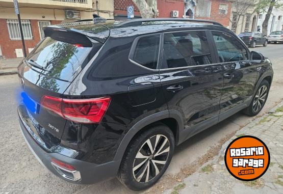 Autos - Volkswagen TAOS COMFORTLINE AT 2024 Nafta 23000Km - En Venta