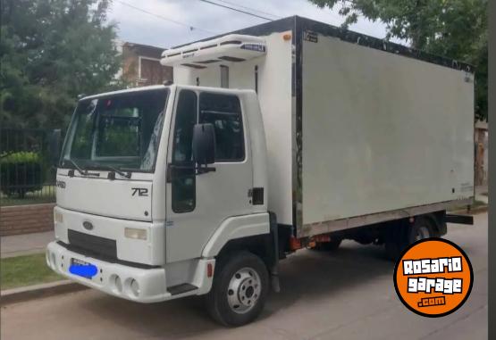Camiones y Grúas - Ford Cargo 712 - En Venta
