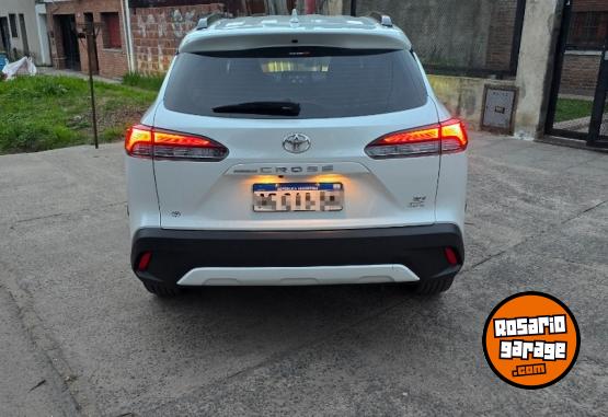 Autos - Toyota Corolla Cross 2023 Nafta 40000Km - En Venta