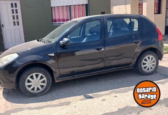 Autos - Renault Sandero 2010 GNC 300000Km - En Venta