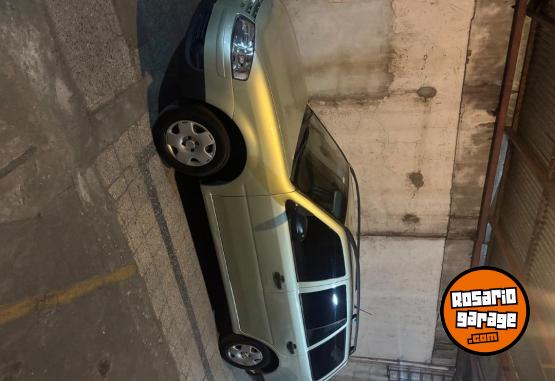 Autos - Volkswagen Gol 2009 GNC 220000Km - En Venta
