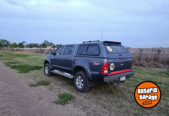Camionetas - Toyota HILUX SRV 4X4 AT CUERO 2009 Diesel 337000Km - En Venta