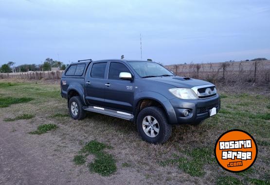 Camionetas - Toyota HILUX SRV 4X4 AT CUERO 2009 Diesel 337000Km - En Venta