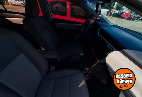 Autos - Toyota Corolla XEI 2017 GNC 95000Km - En Venta