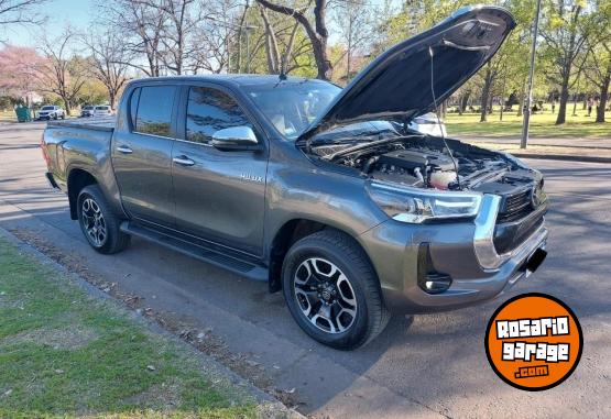 Camionetas - Toyota Hilux 2021 Diesel 103000Km - En Venta