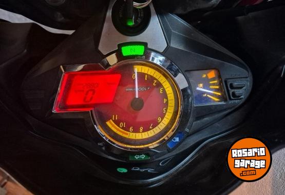 Motos - Hero Hunter 150cc 2024 Nafta 10882Km - En Venta