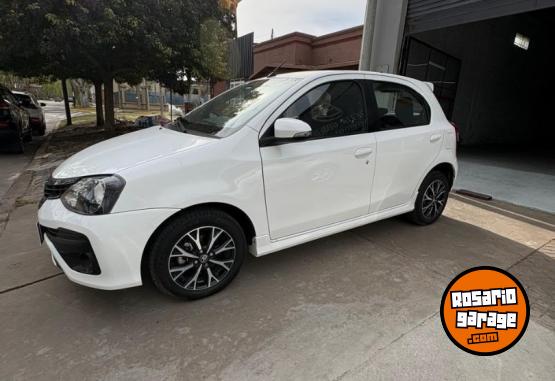 Autos - Toyota Etios Xls 1.5 2019 Nafta 64000Km - En Venta