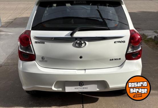 Autos - Toyota Etios Xls 1.5 2019 Nafta 64000Km - En Venta