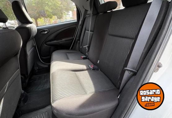 Autos - Toyota Etios Xls 1.5 2019 Nafta 64000Km - En Venta