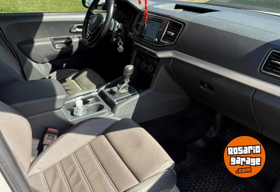 Camionetas - Volkswagen AMAROK HIGHLINE 2022 Diesel 150000Km - En Venta