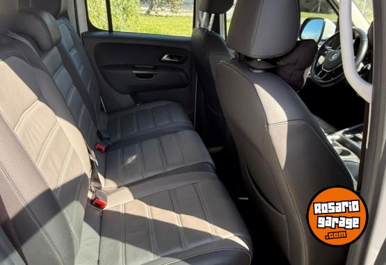 Camionetas - Volkswagen AMAROK HIGHLINE 2022 Diesel 150000Km - En Venta