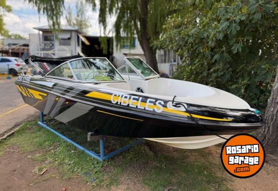 Embarcaciones - Hermosa embarcación 70Hp 320hs 09 - En Venta