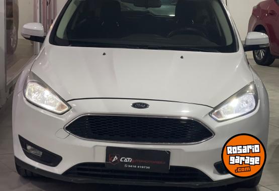 Autos - Ford Ford Focus 2016 GNC 98000Km - En Venta