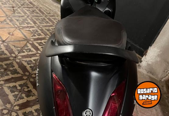 Motos - Yamaha FASCINO 2022 Nafta 7800Km - En Venta