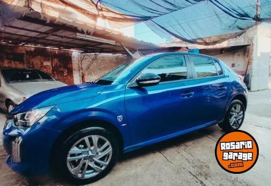 Autos - Peugeot 208 2025 Nafta 7000Km - En Venta