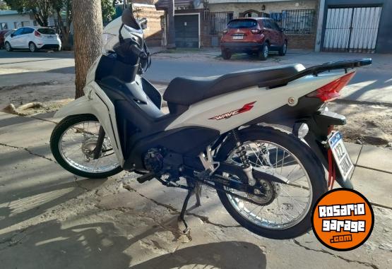Motos - Honda New wave 2024 Nafta 3447Km - En Venta