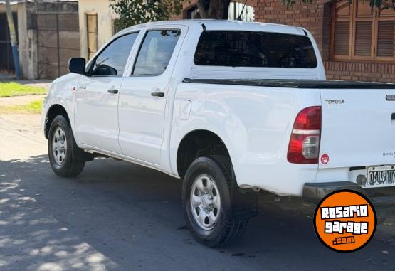 Camionetas - Toyota Hilux 2014 Diesel 248000Km - En Venta